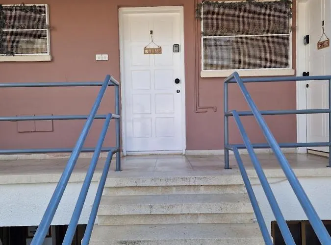 La Veranda Sea View *