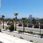 شقة La Veranda Sea View لارنكا