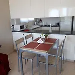 La Veranda Sea View * لارنكا